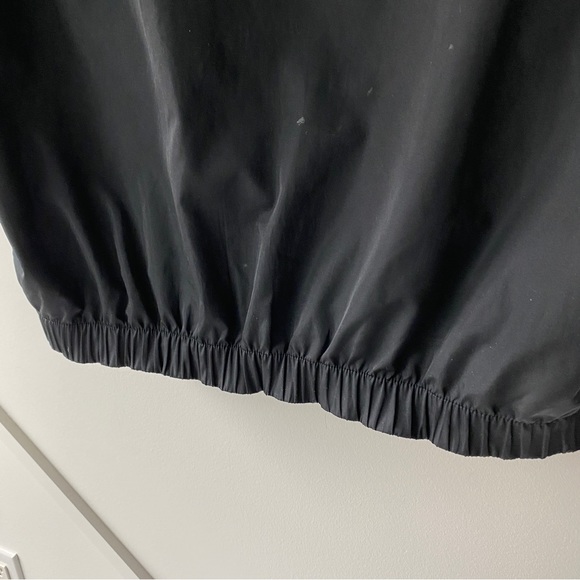 FootJoy Men's Windshirt Golf Vest (Windproof)- Small - Picture 5 of 6